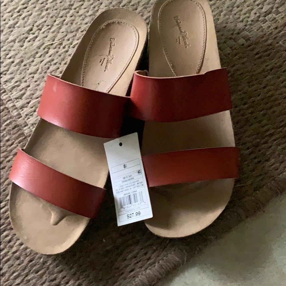 Cute summer sandal.